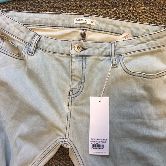 EACH X OTHER light blue denim jeans - Picture 2 of 4