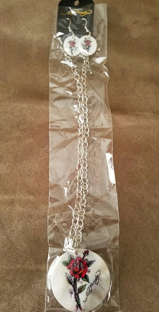 Ed Hardy mother of pearl necklace and earring set