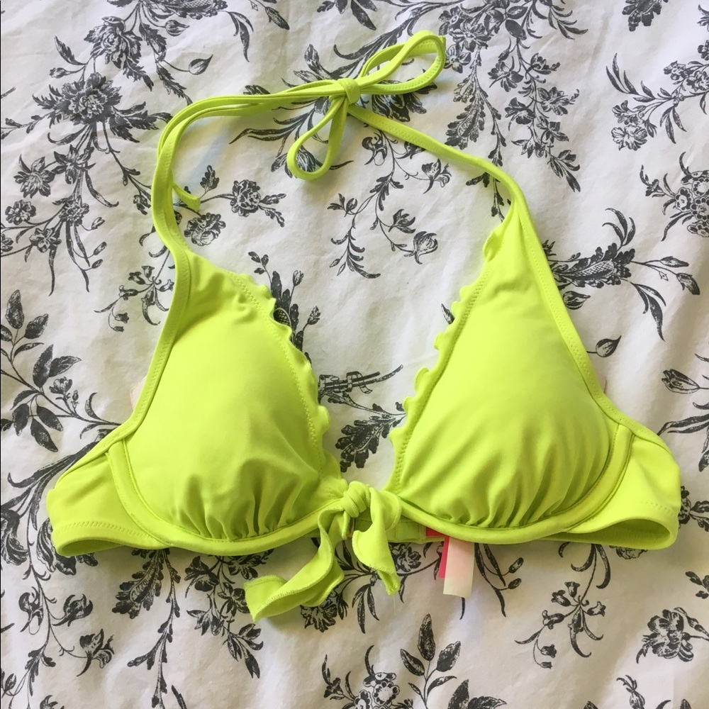 Victoria's Secret bikini top 32B