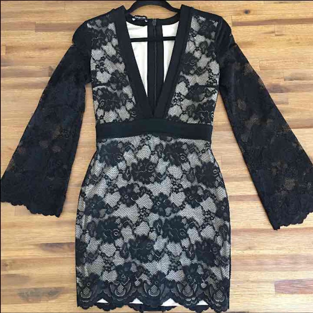 Bebe lace dress