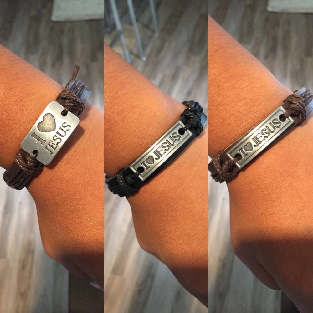 I ❤️ Jesus Adjustable Bracelets!! 😍