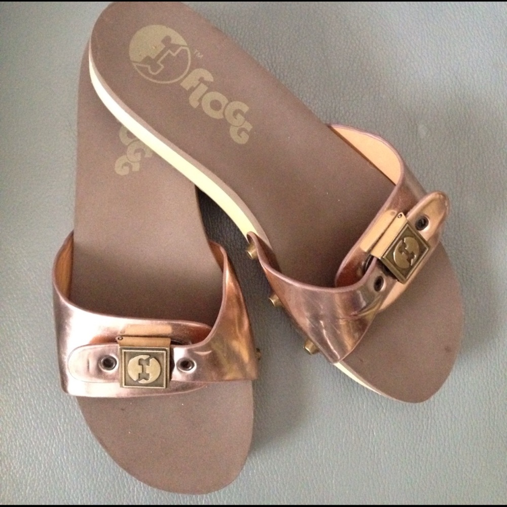 Rose gold Flogg Nikita sandals/slides Size 6.5