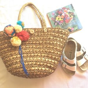 Birkenstock White Sandals🌺