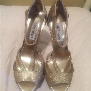 Steve Madden Haylow-G Size 7