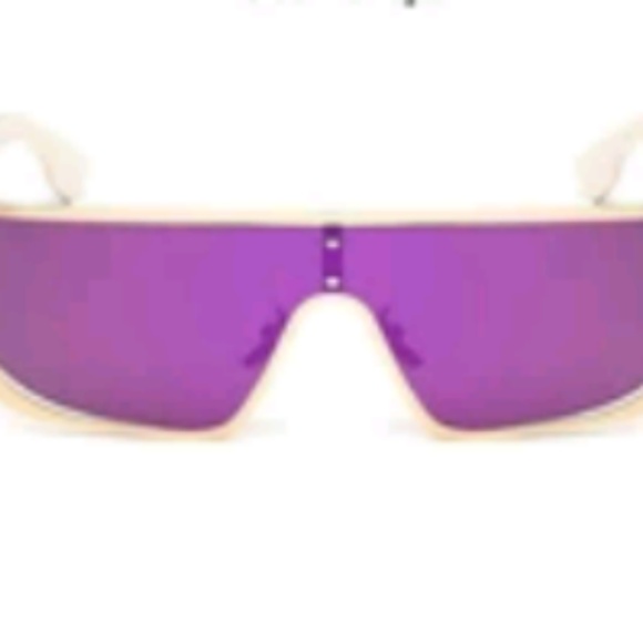 Rihanna's favorite  SunShade - Picture 1 of 1