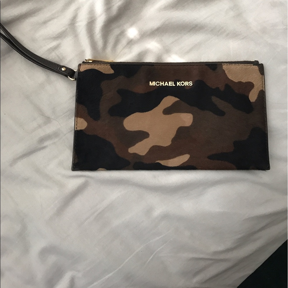 Michael Kors camo wristlet