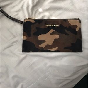 Michael Kors camo wristlet
