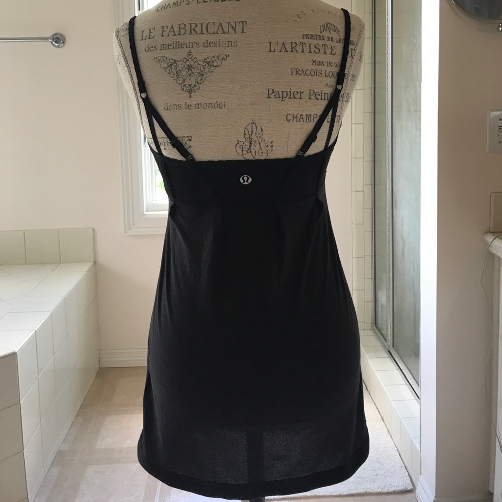 Lululemon fitted strap workout top