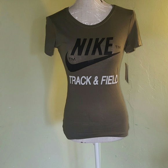Nike tee shirt - Picture 3 of 3
