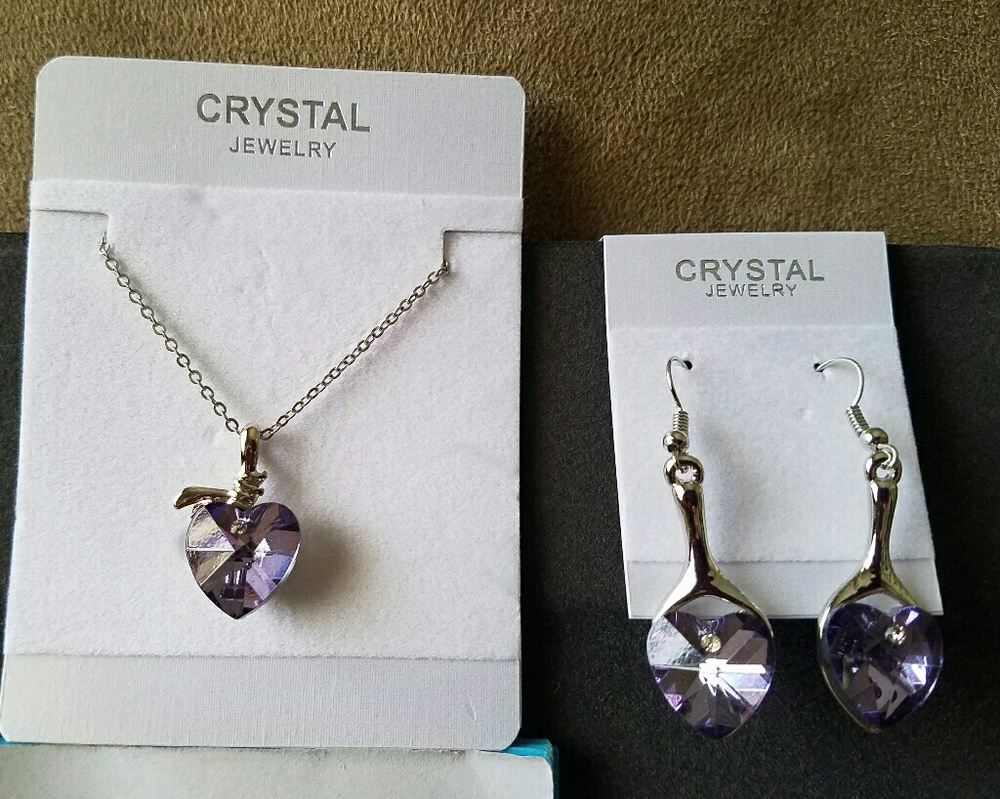 Brand new purple crystal necklace and earring set