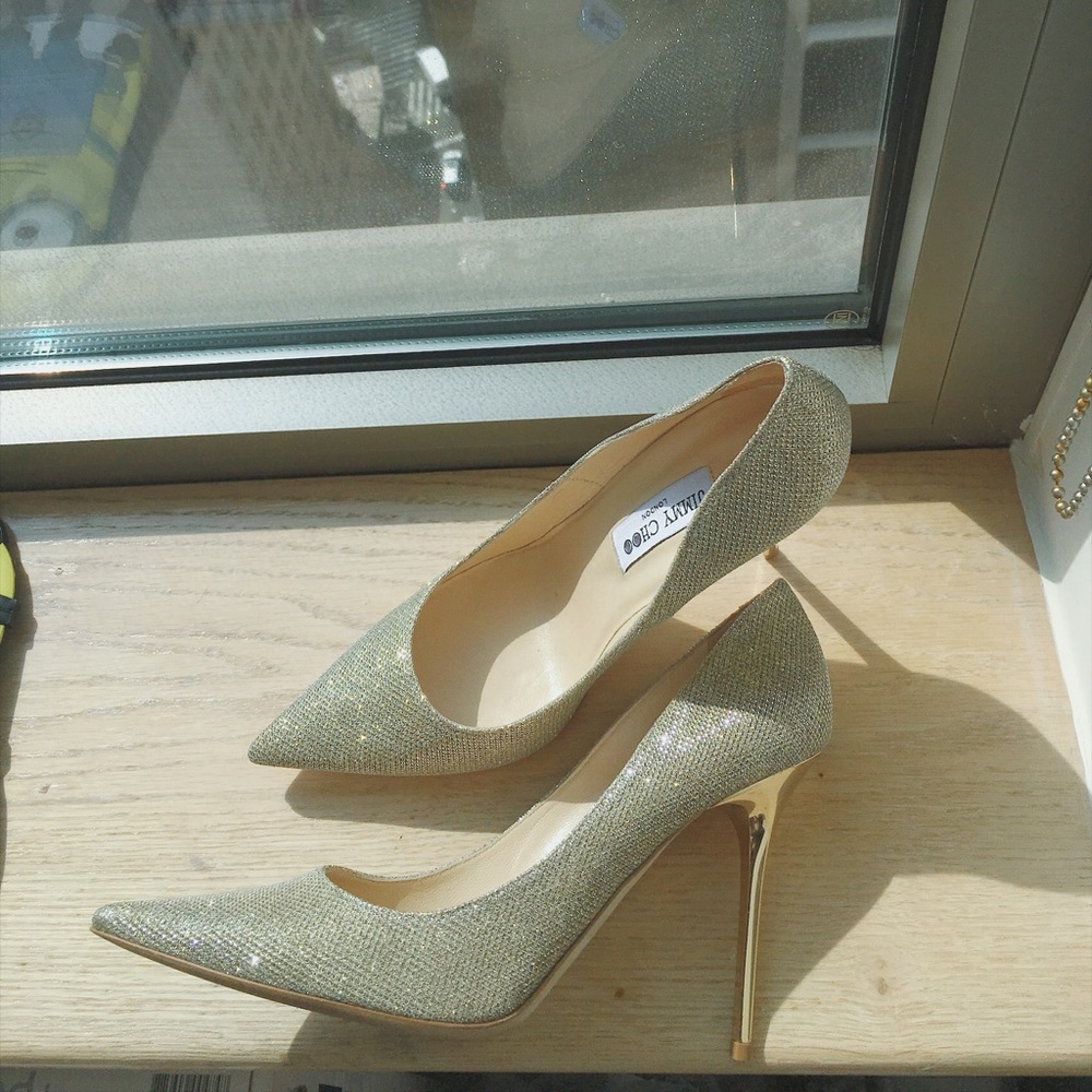 Jimmy Choo gold glitter pointed toe pumps - Picture 2 of 4