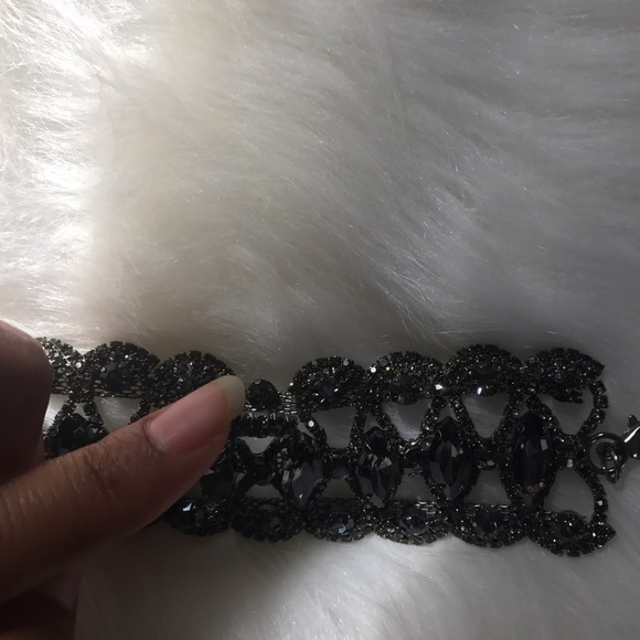 CLEARANCE 💸 Black Ice Choker - Picture 5 of 5