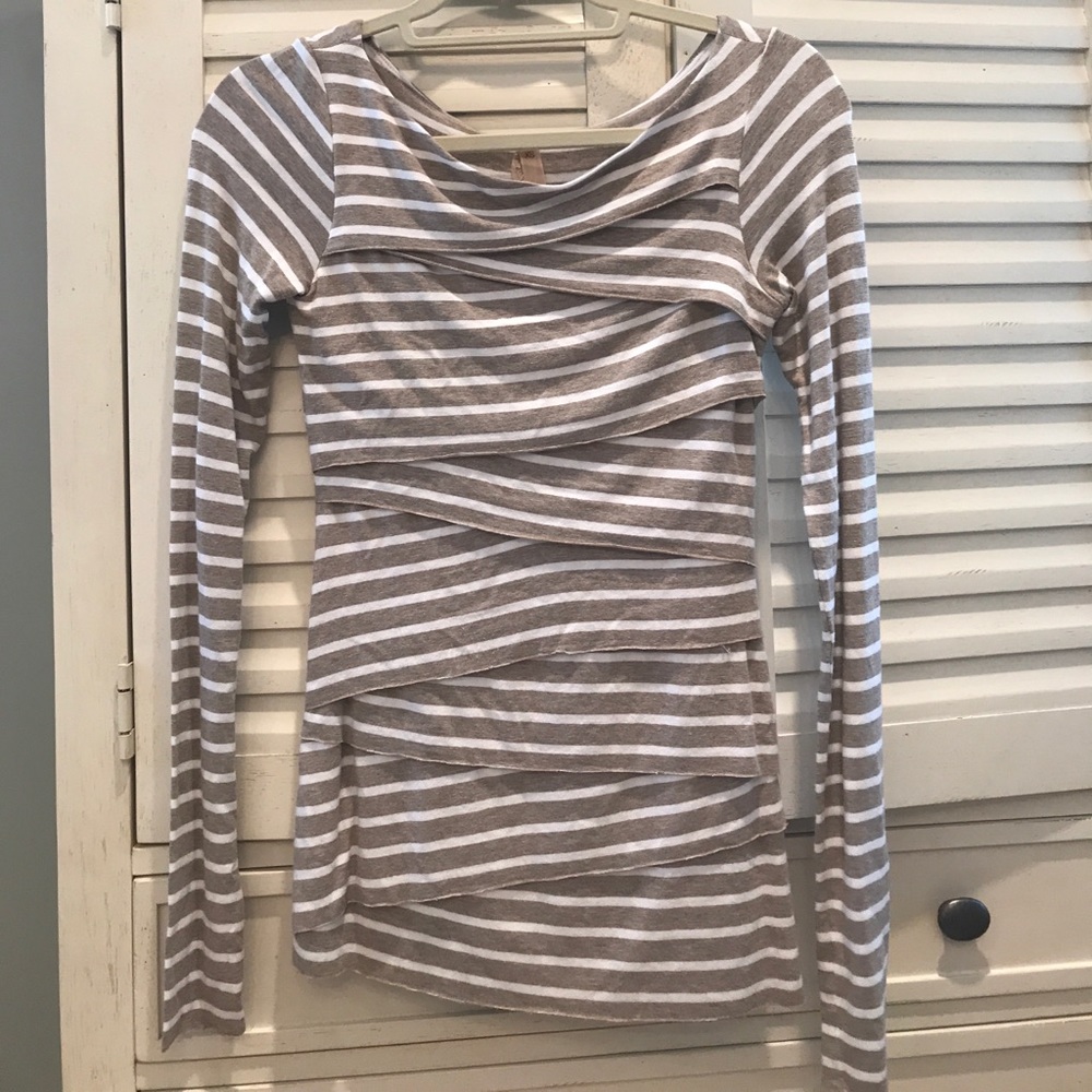 Long sleeve top