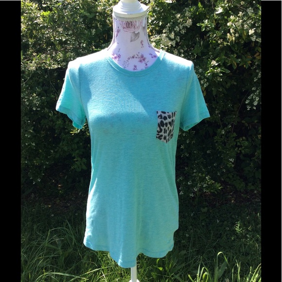 PINK Victoria's Secret Tops - Victoria's Secret Pink Tee