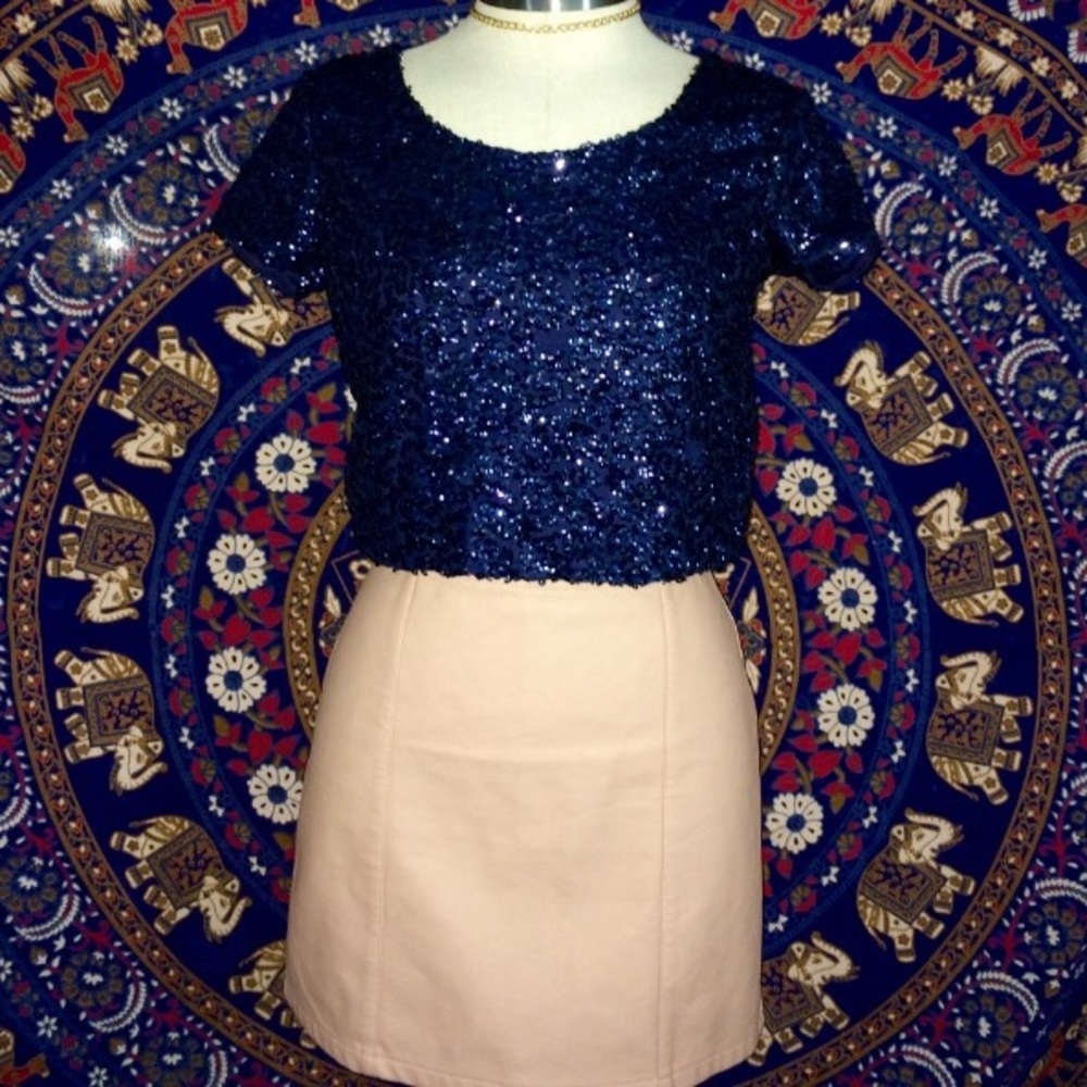✨Sequin Crop Top✨