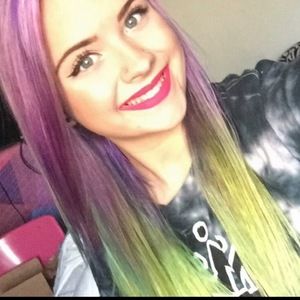 Meet your Posher, Megan