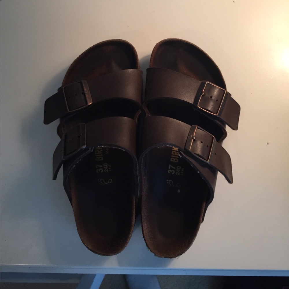 Birkenstocks size 37 (so 7-7.5 USA) dark brown