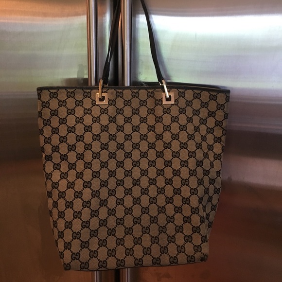 Gucci Handbags - Gorgeous GUCCI Black Leather &Canvas Monogram Tote