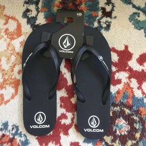 NWT, Volcom, Flip Flops, Sz 10