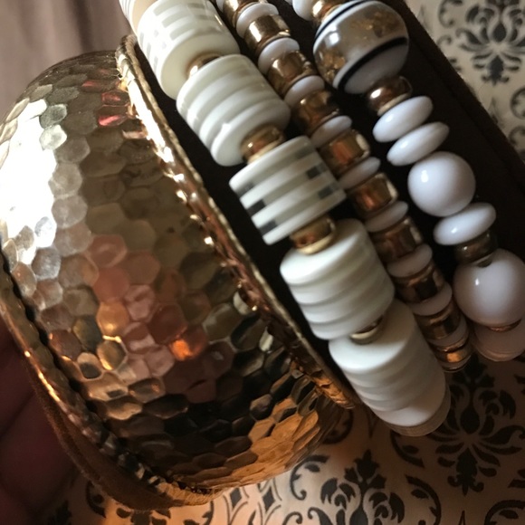 🆑GOLD CUFF SET - Picture 4 of 4