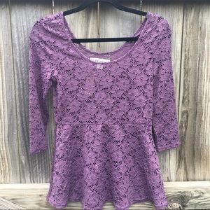 🦄 {NWT} Purple Peplum Lace Top