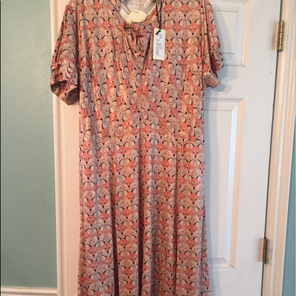 Lindybop Tea-length Fox Print Dress