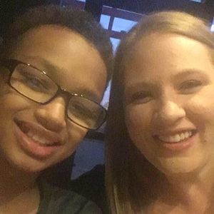 Meet your Posher, Faye