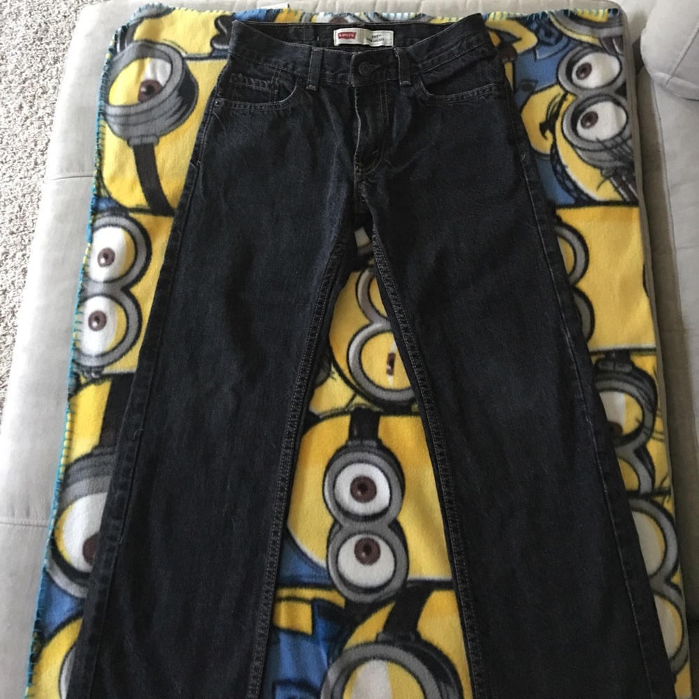 Boy black Levi's size 10