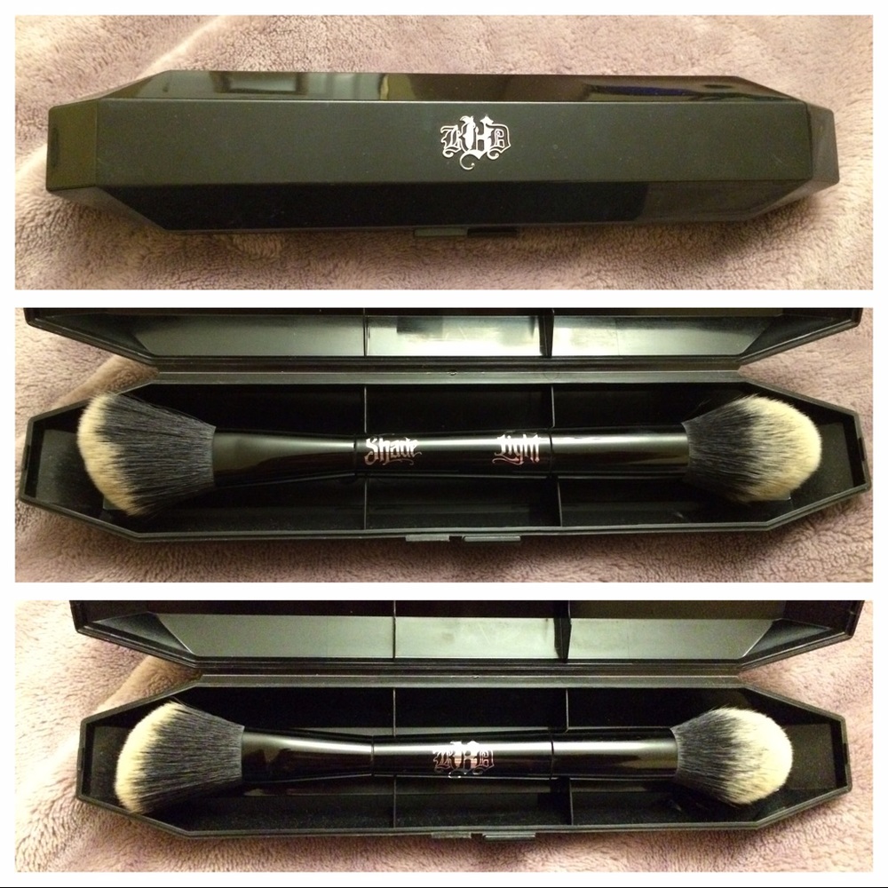 Kat Von Dee Shade & Light contour brush w/ case