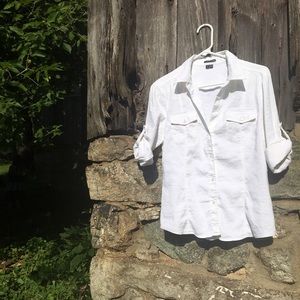 THEORY Crisp white button down EUC