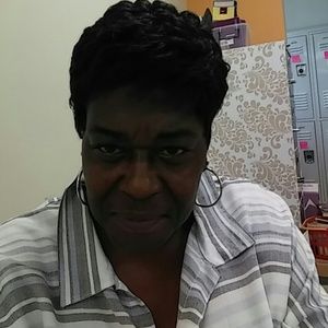 Meet your Posher, Sandra