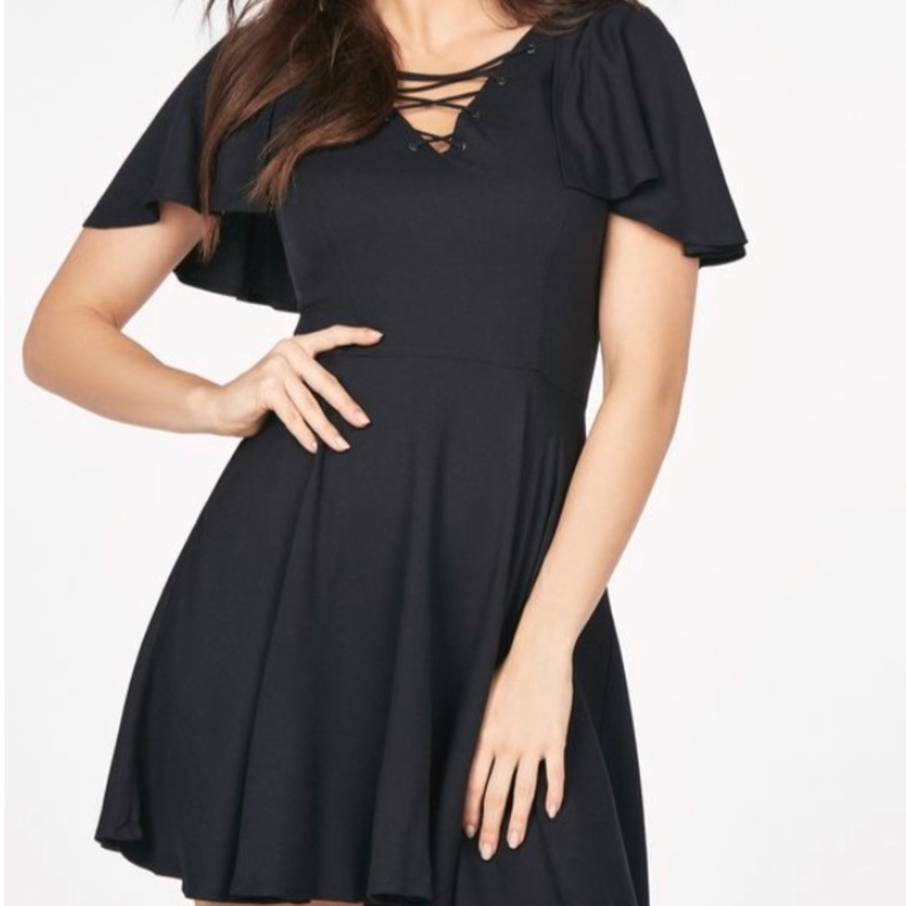 NWT Ruffle Sleeve Lace Up Dress