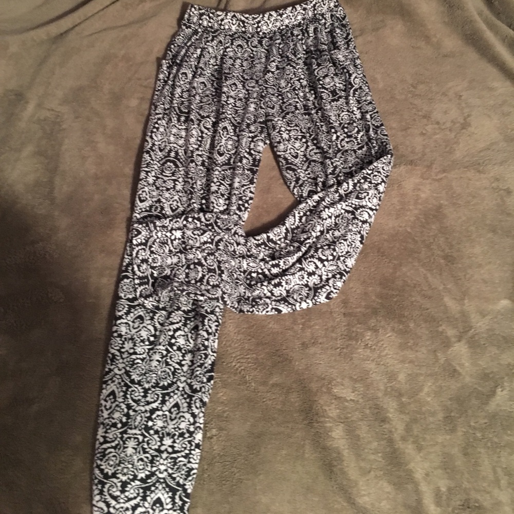 Women's joggers!