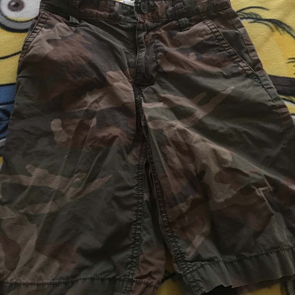 Old Navy Camo shorts