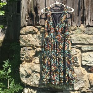 Beautiful floral dress EUC