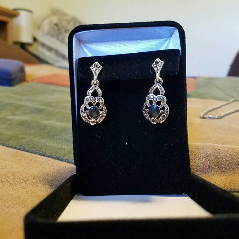 Silver and onyx earrings