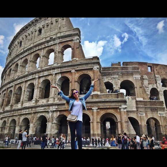 Meet your Posher, Victoria - Picture 3 of 3