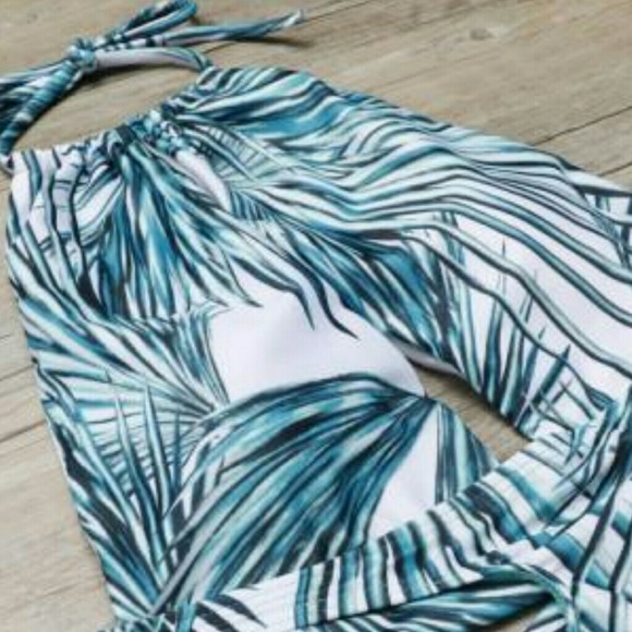 Tropical one piece - Picture 2 of 4