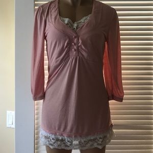 Mid sleeve pink top