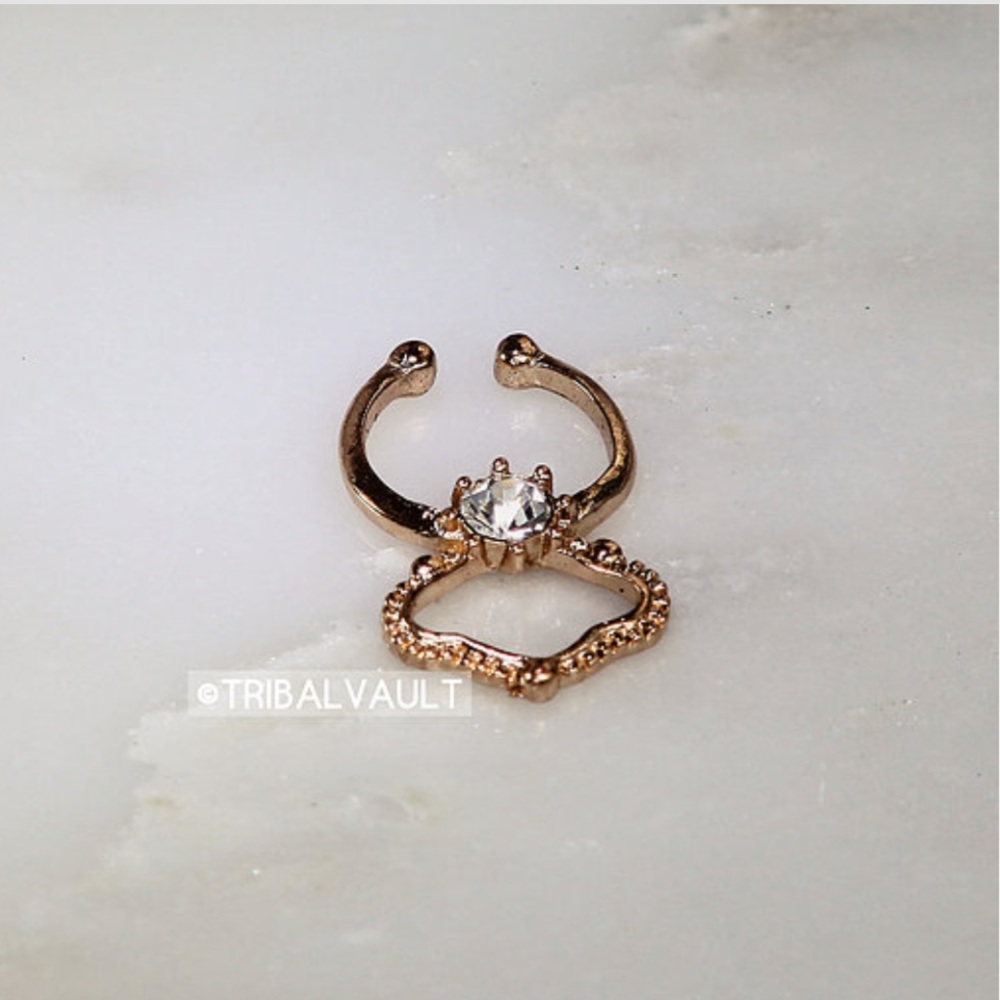 Gold Tone, w/ Large Diamond, Faux Septum Clicker