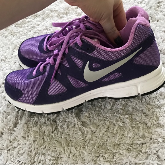 Purple nikes - Picture 3 of 4