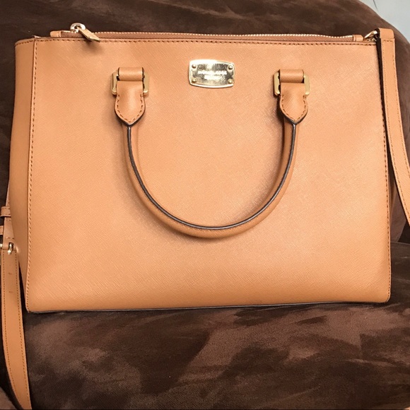 Michael Kors Purse - Picture 1 of 2