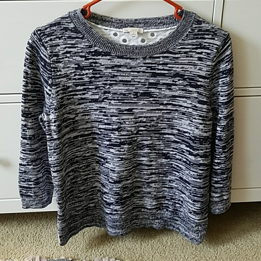 GAP sweater with cute detailing on back