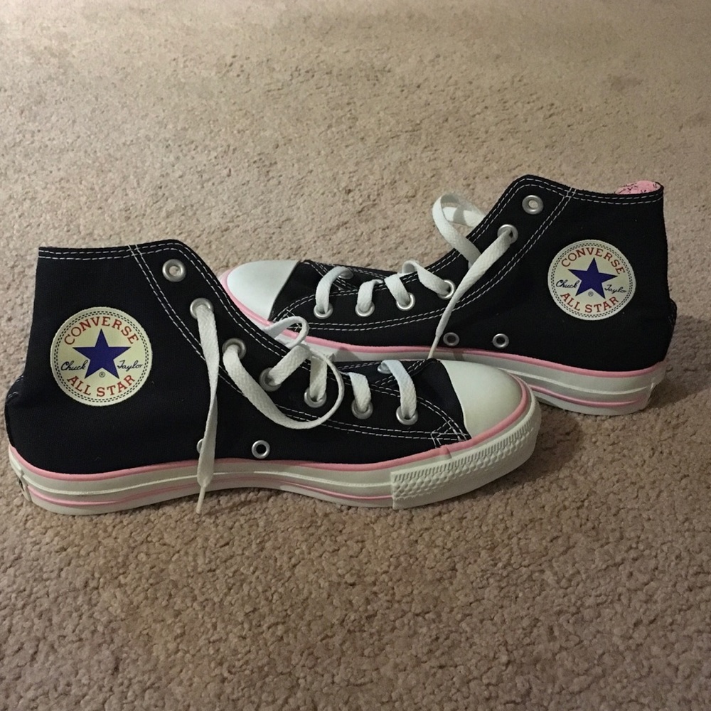 Converse All-Star hi-tops size 5 1/2