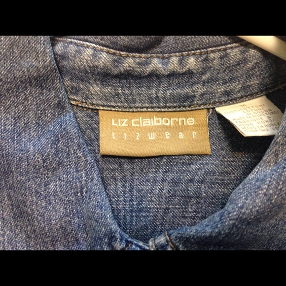 Vintage Women's Liz Claiborne Denim Shirt - Picture 3 of 4