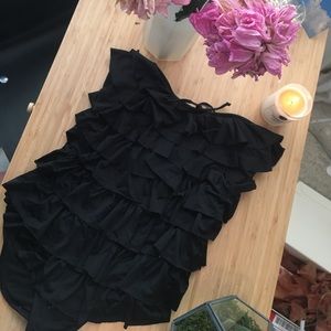 One piece classic swim suit $9