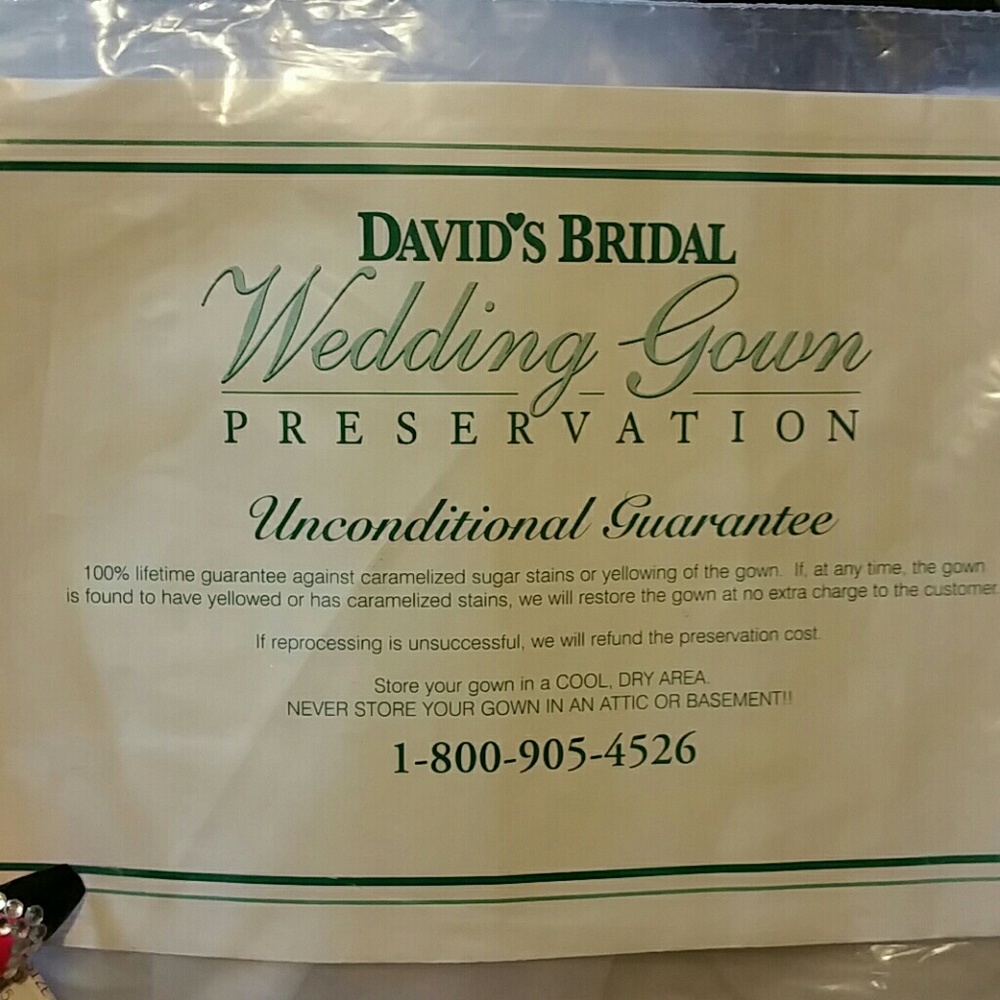 WHITE SATIN SZ 20 WEDDING DRESS W/ACCES A-Line - Picture 5 of 5