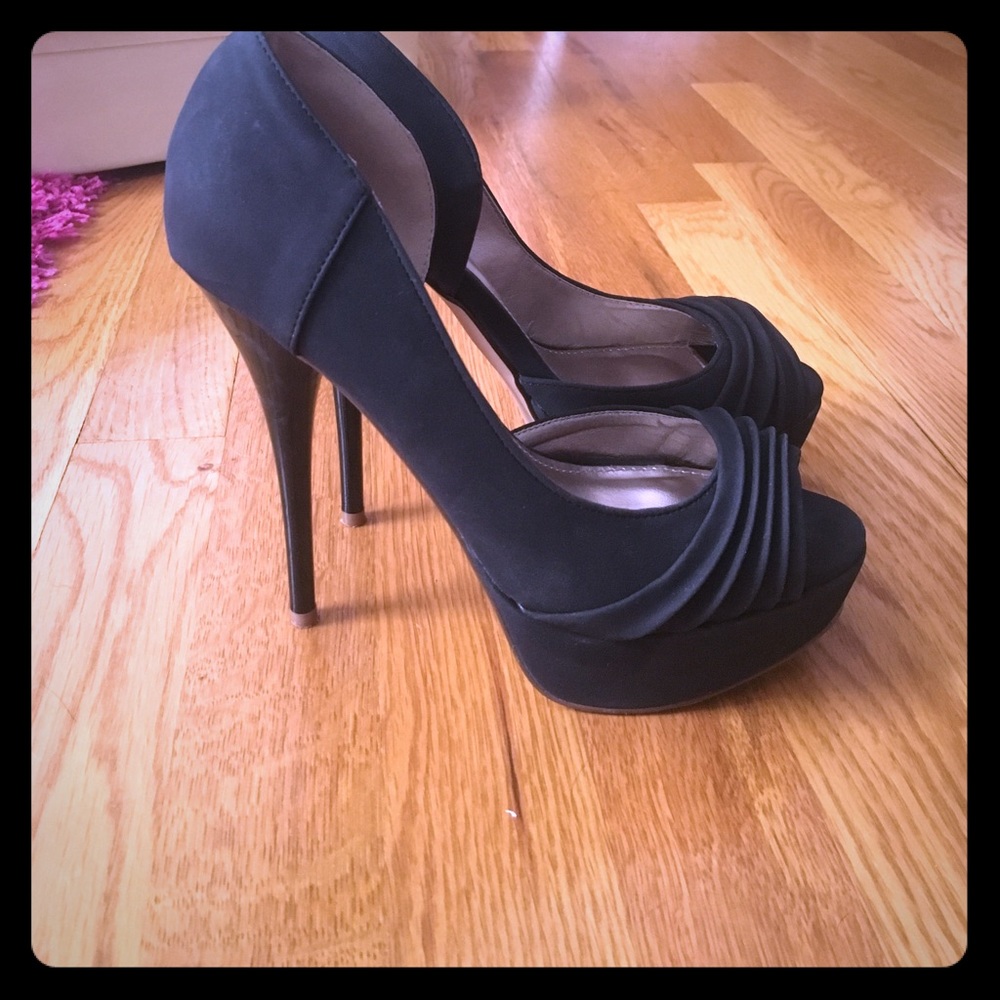 Black open toe heels