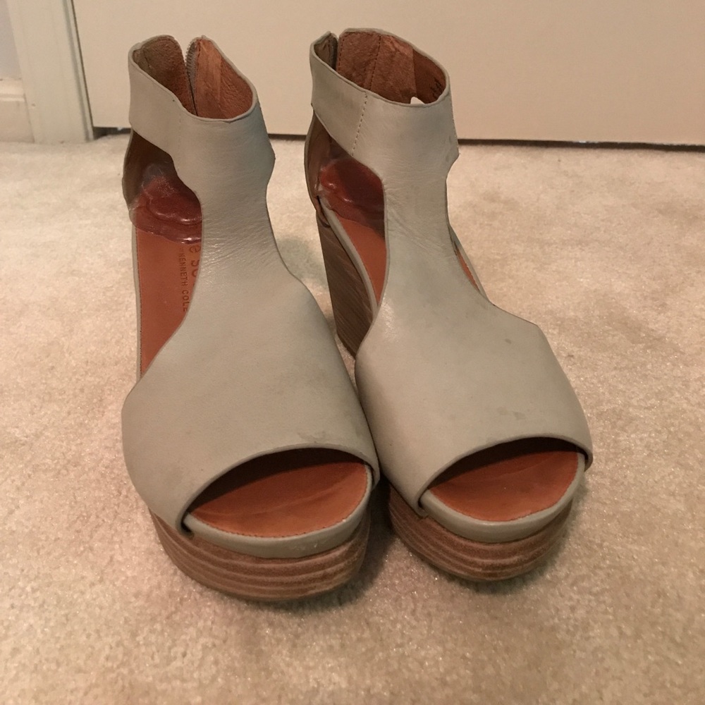 Kenneth Cole Gentle Souls Wedges