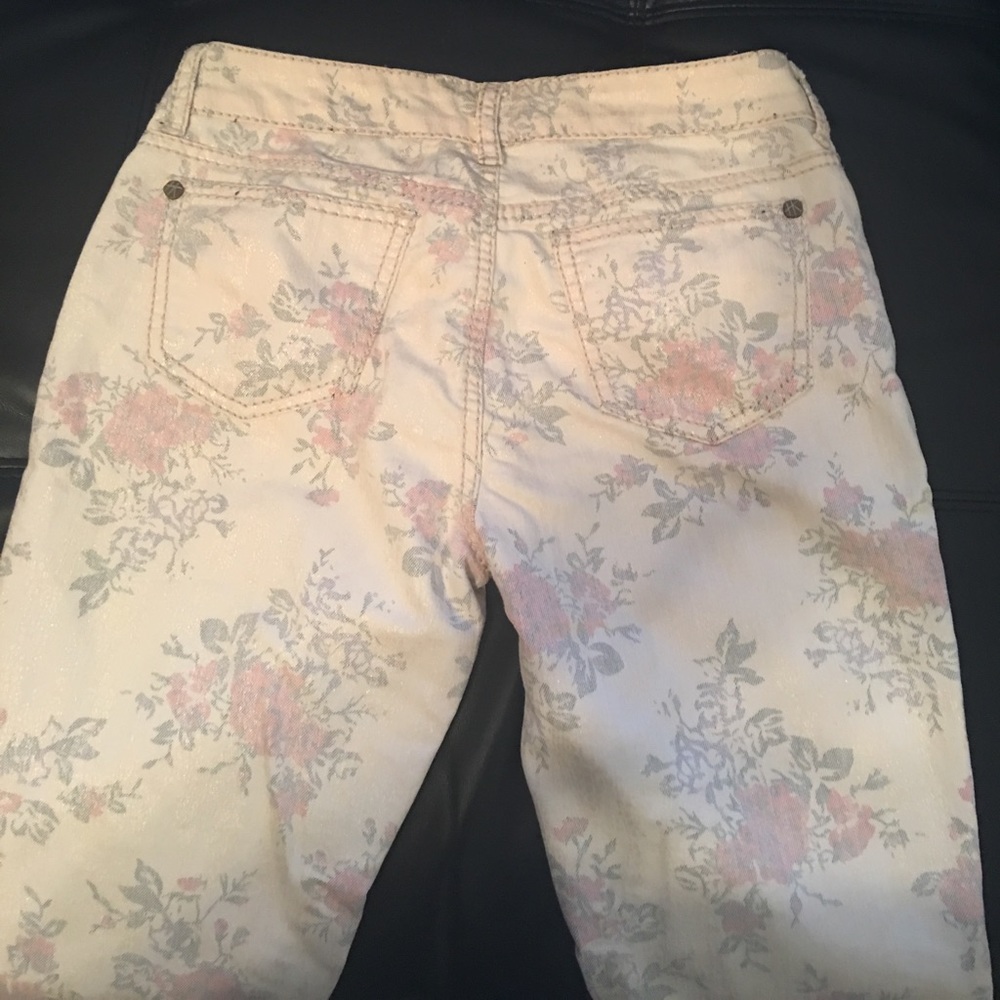 Jeans - Picture 3 of 3